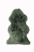 Load image into Gallery viewer, NZ Longwool Sheepskin